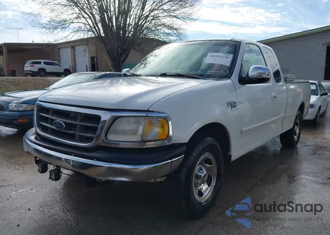 2001 Ford F-150 Lariat/Xl/Xlt z USA, uszkodzony, nr VIN 1FTRX17L01NA73236